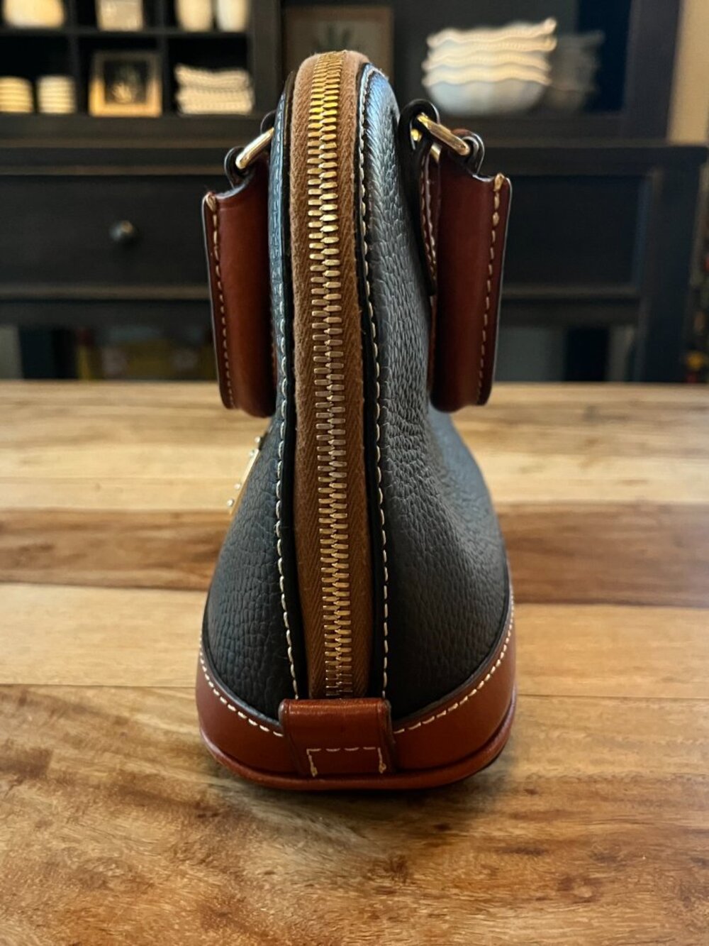 Dooney & Bourke Handbag - Picture 13 of 14